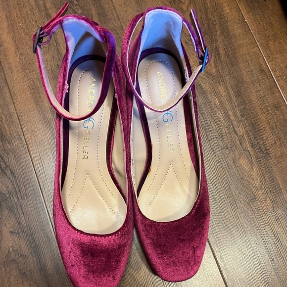 Pink Velvet Shoes Women’s Size 6 - Picture 3 of 8